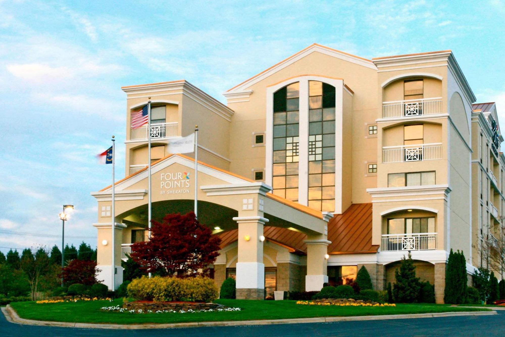 Four Points By Sheraton Charlotte/Пайнвил Екстериор снимка
